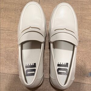 Dirty Laundry Cream Loafers